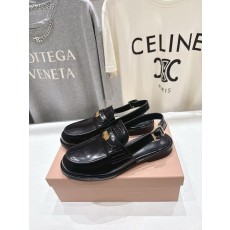 미우미우 26ss 슬링백 로퍼 