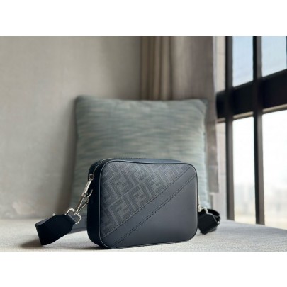 펜디 디아고날FF 크로스백 22x15x5cm